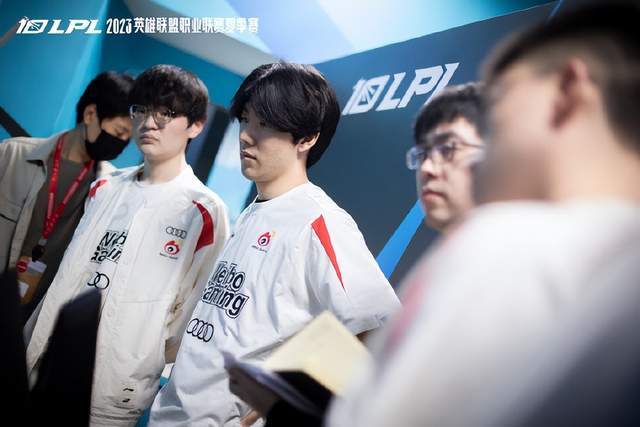 当比赛陷入 当比赛陷入